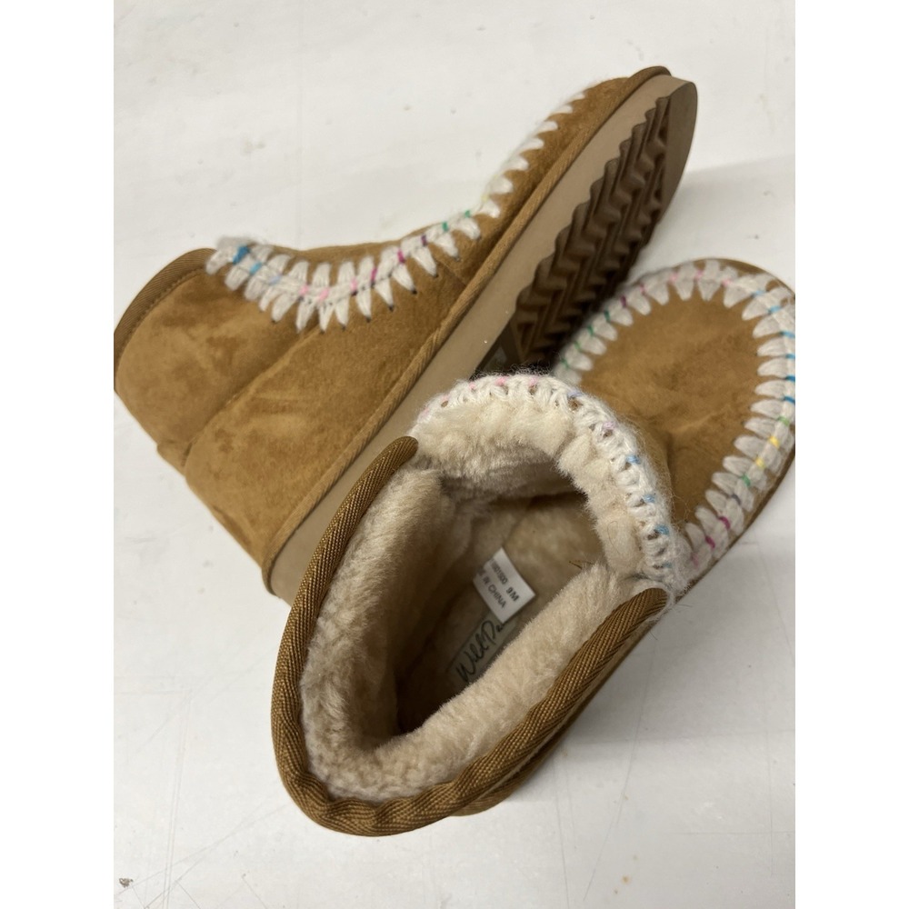 Wild Pair Shearling Fleece Embroidered Boots Slippers Sz 9 New